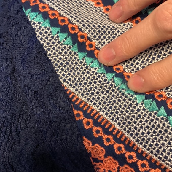 My Michelle navy sleeveless dress with embroidered design on top front size 7 - Picture 7 of 7